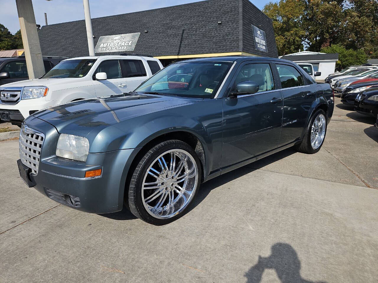 2005 CHRYSLER 300