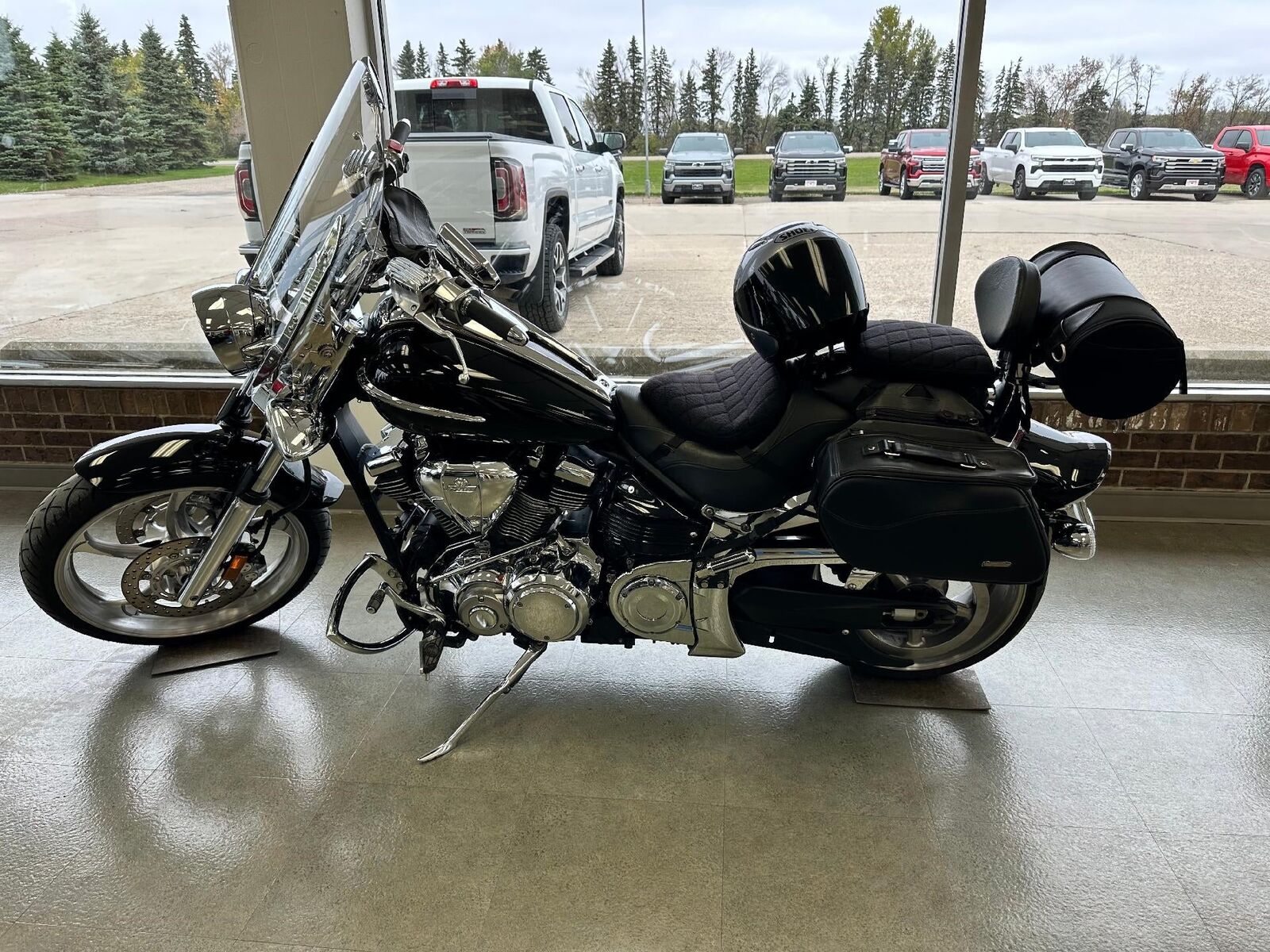 2010 YAMAHA XV1900CU