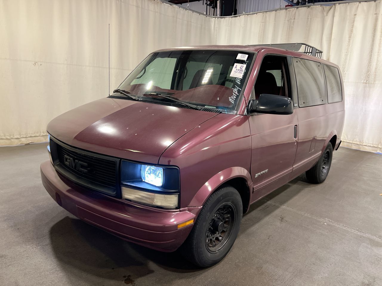 GMC Safari