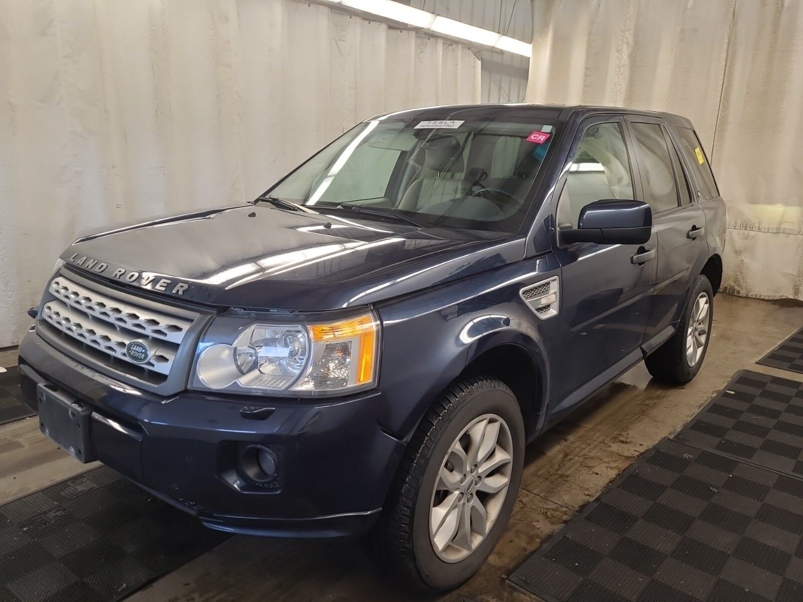 Land Rover LR2