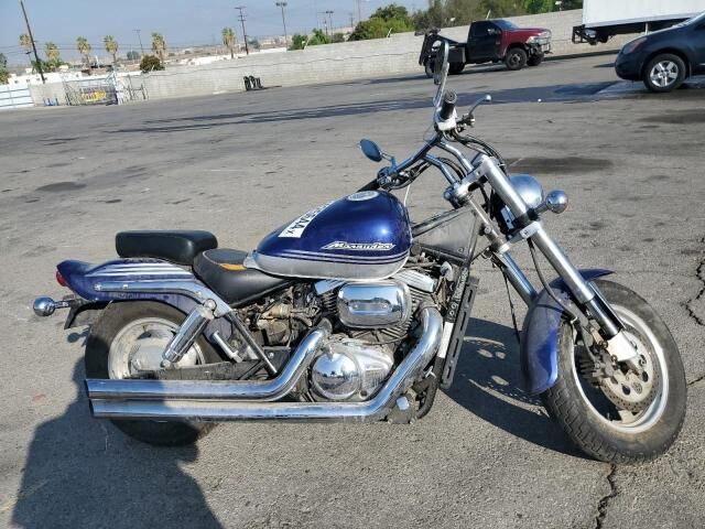 Suzuki VZ800K