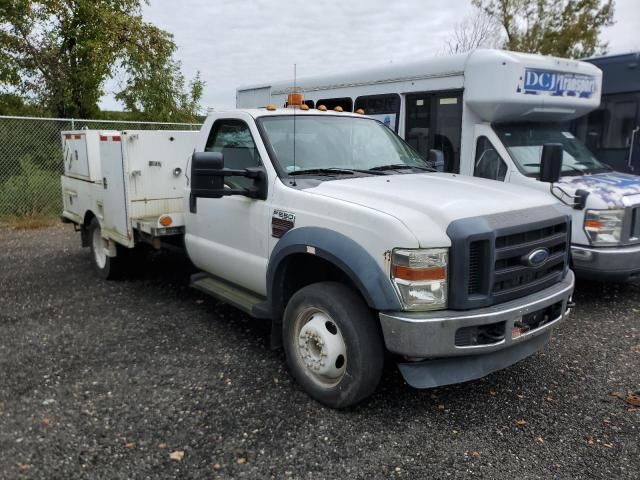 Ford F-550