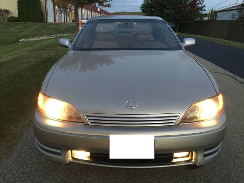 Lexus ES