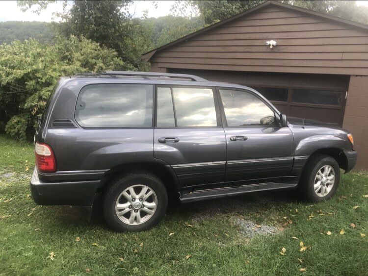 Lexus LX