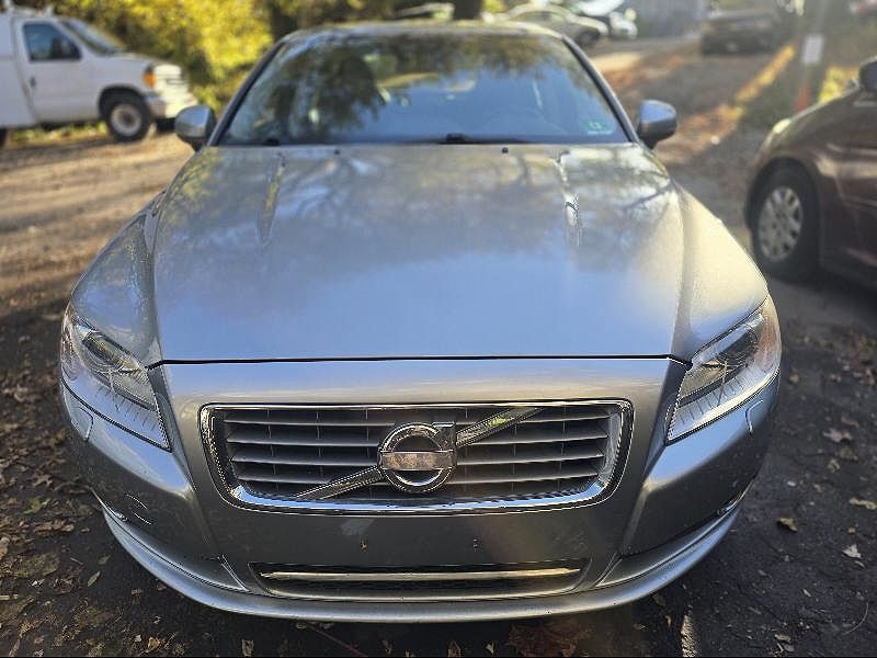 Volvo S80