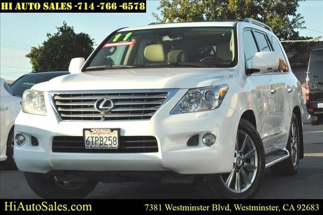 Lexus LX