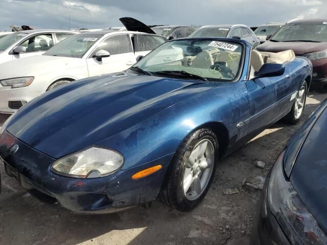 Jaguar XK8