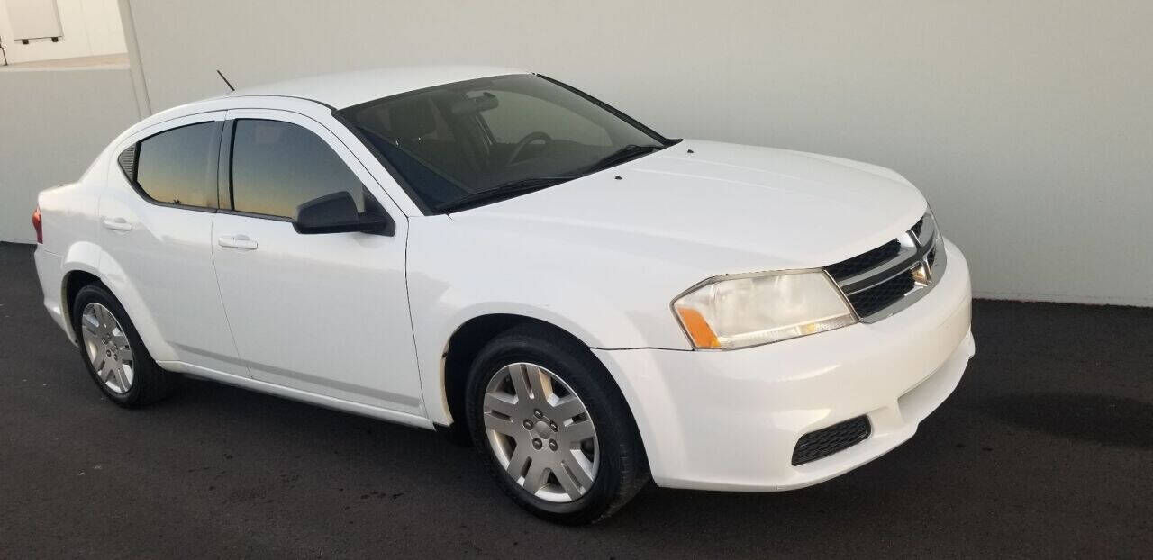 2012 DODGE Avenger