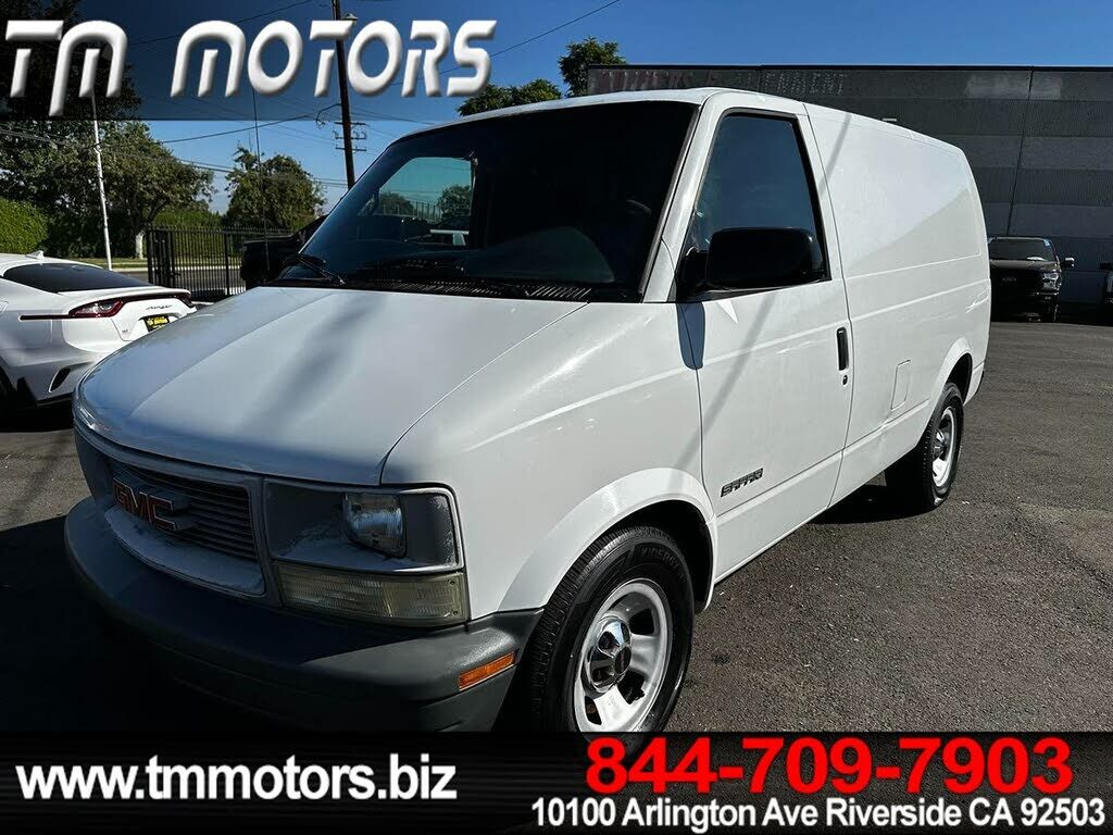 GMC Safari