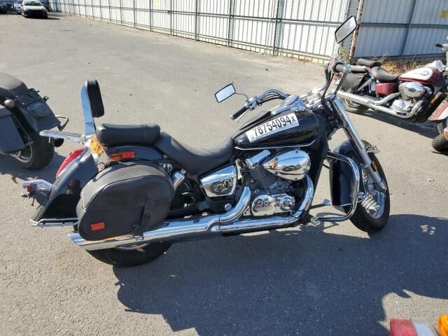 Honda VT750 (Shadow Aero)