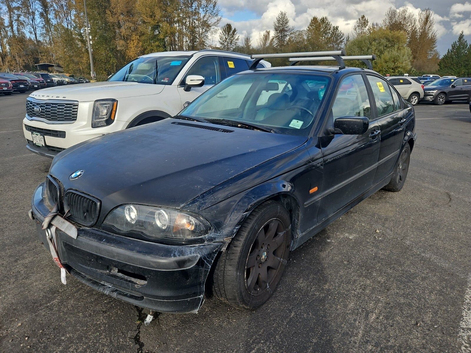 BMW 323i