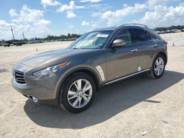 Infiniti QX70