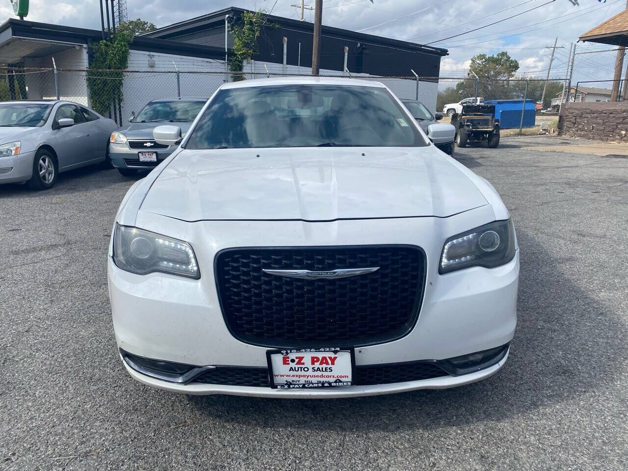 2015 CHRYSLER 300