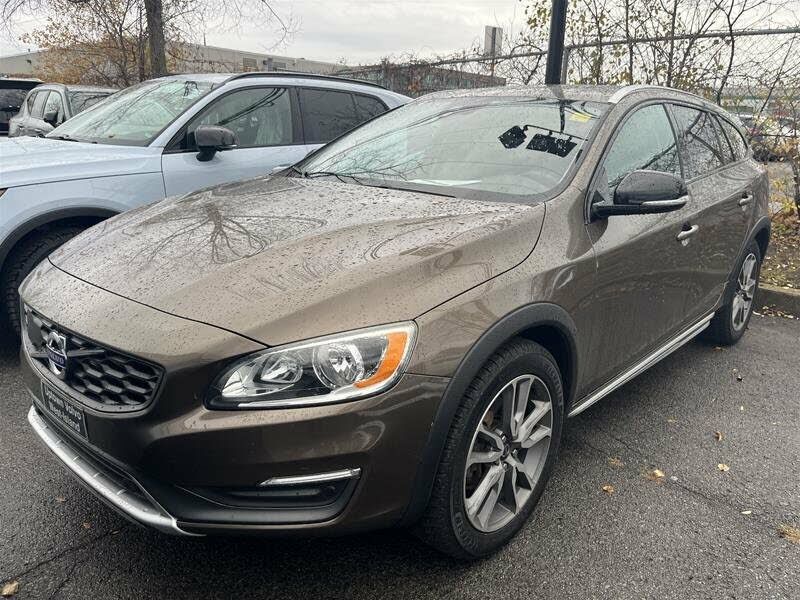 Volvo V60CC