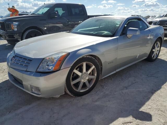 Cadillac XLR
