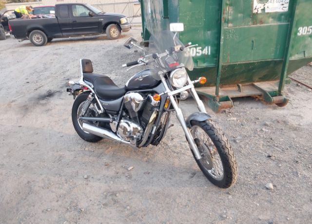 Suzuki VS1400