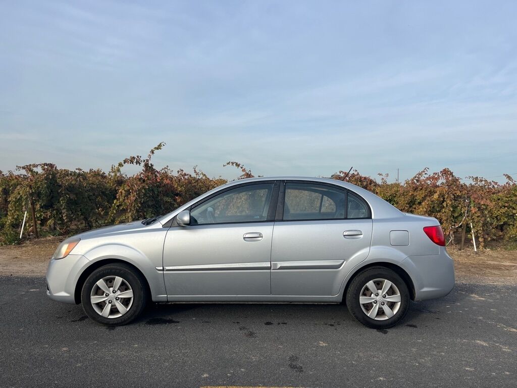2010 KIA Rio