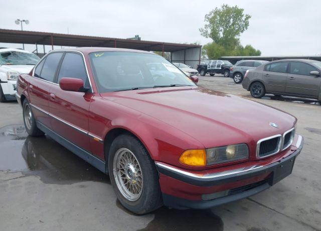 BMW 740i
