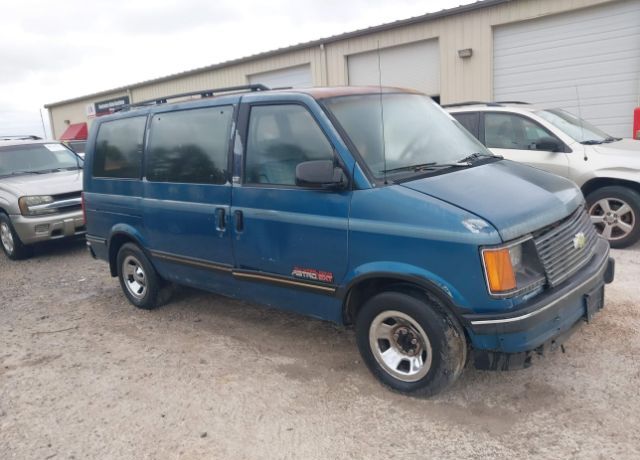 Chevrolet Astro Van