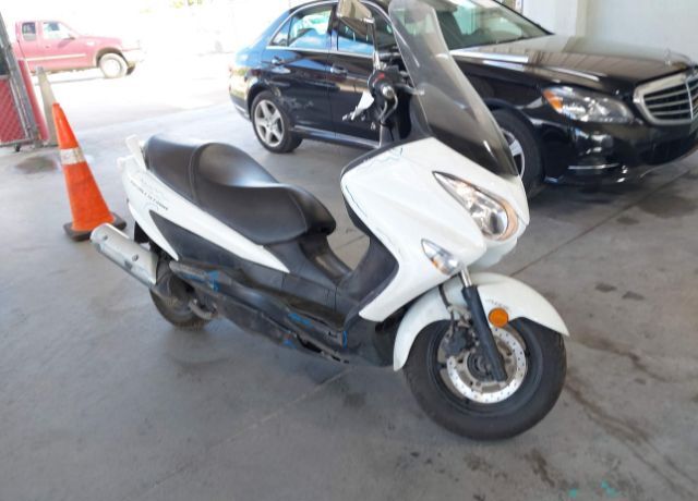 Suzuki UH200AL