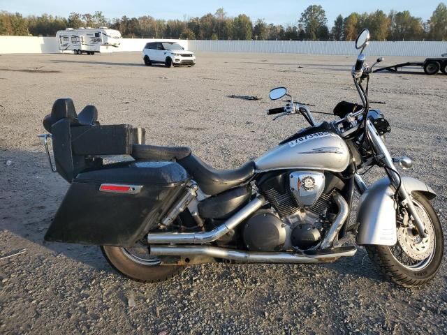 Honda VTX1300R