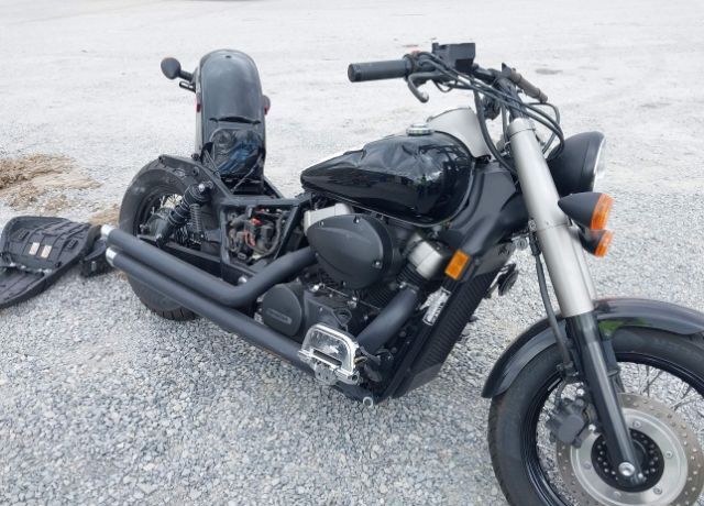 Honda VT750 (Shadow Phantom)