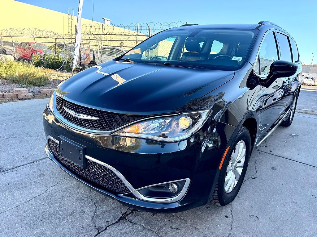 2019 CHRYSLER Pacifica
