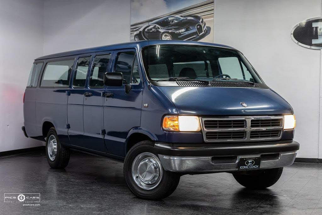 Dodge Ram Wagon
