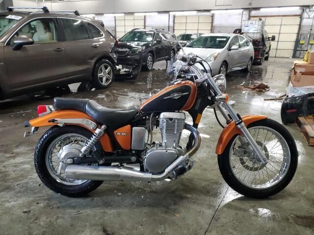 Suzuki LS650L
