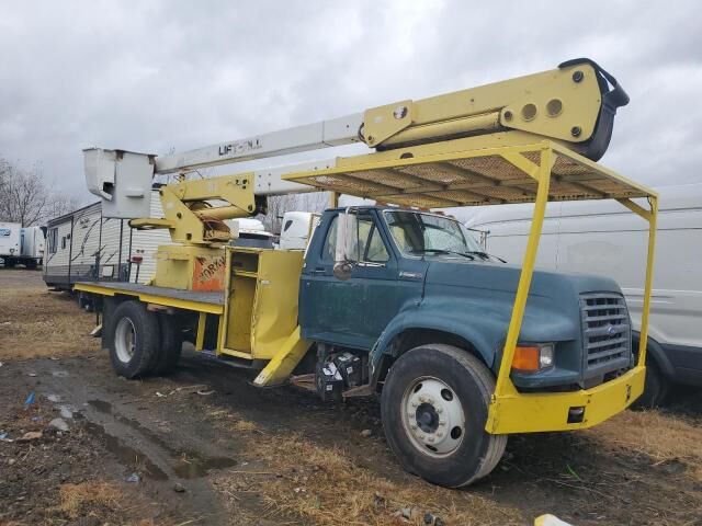 Ford F-800