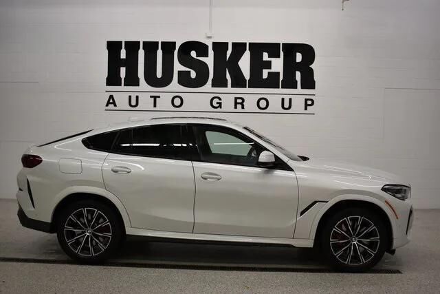 2022 BMW X6