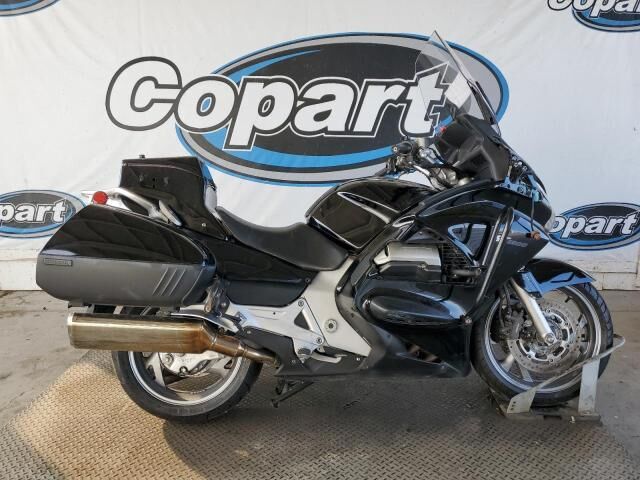 Honda ST1300PA