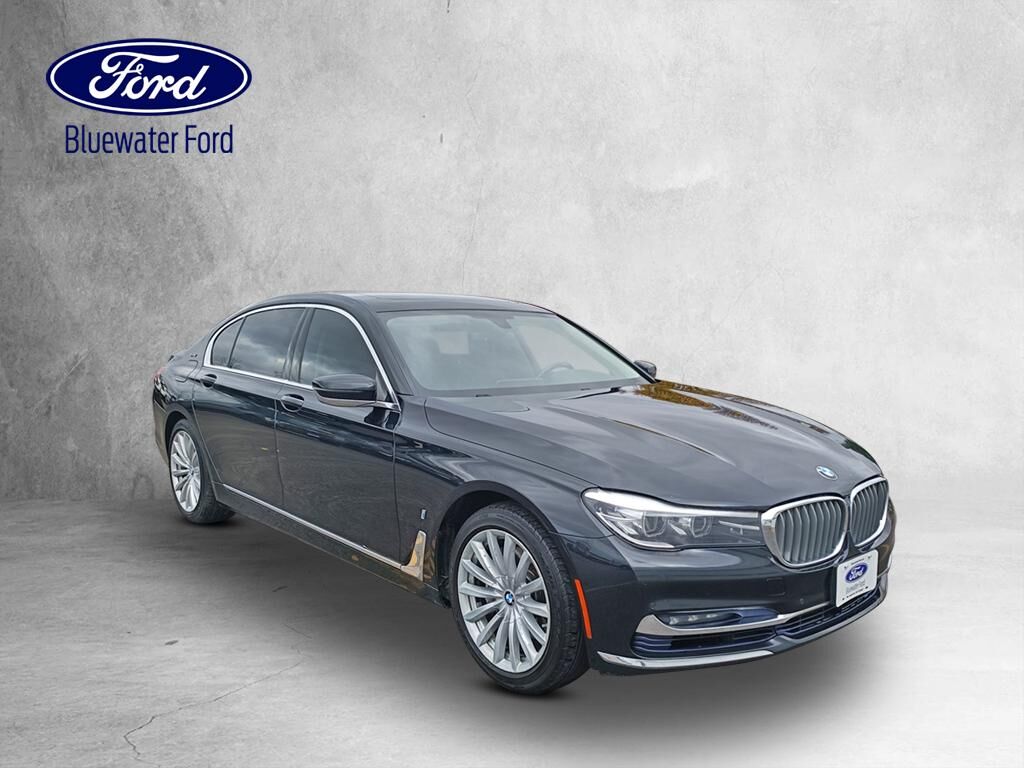 BMW 740e