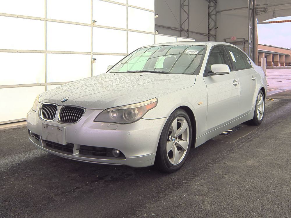 BMW 550i