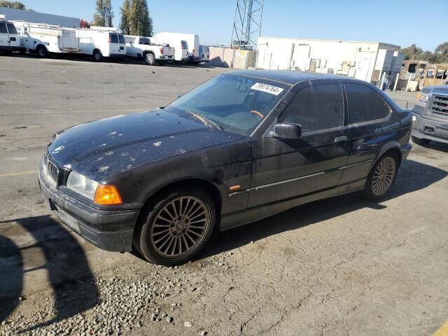 BMW 318i
