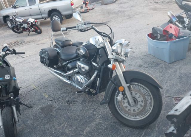 Suzuki VL800K