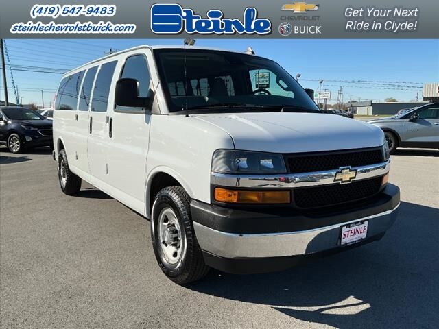 2019 CHEVROLET Express