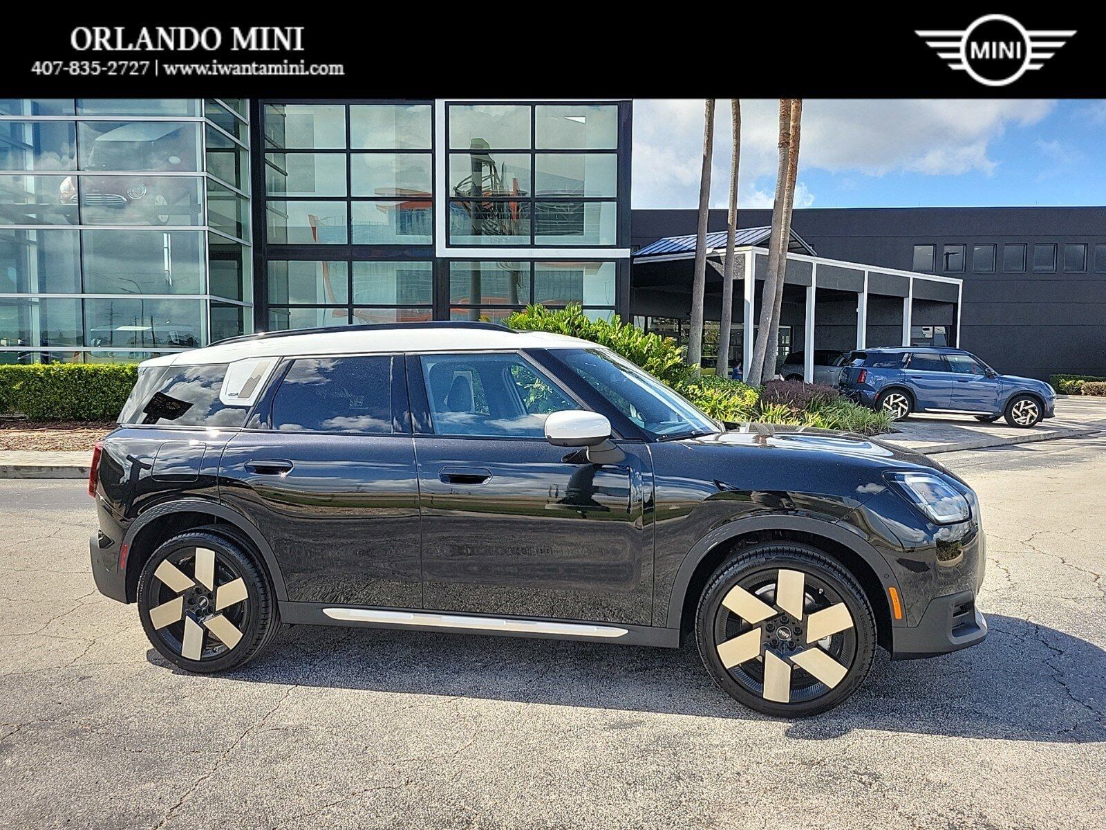 2025 MINI Countryman