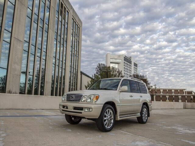 Lexus LX