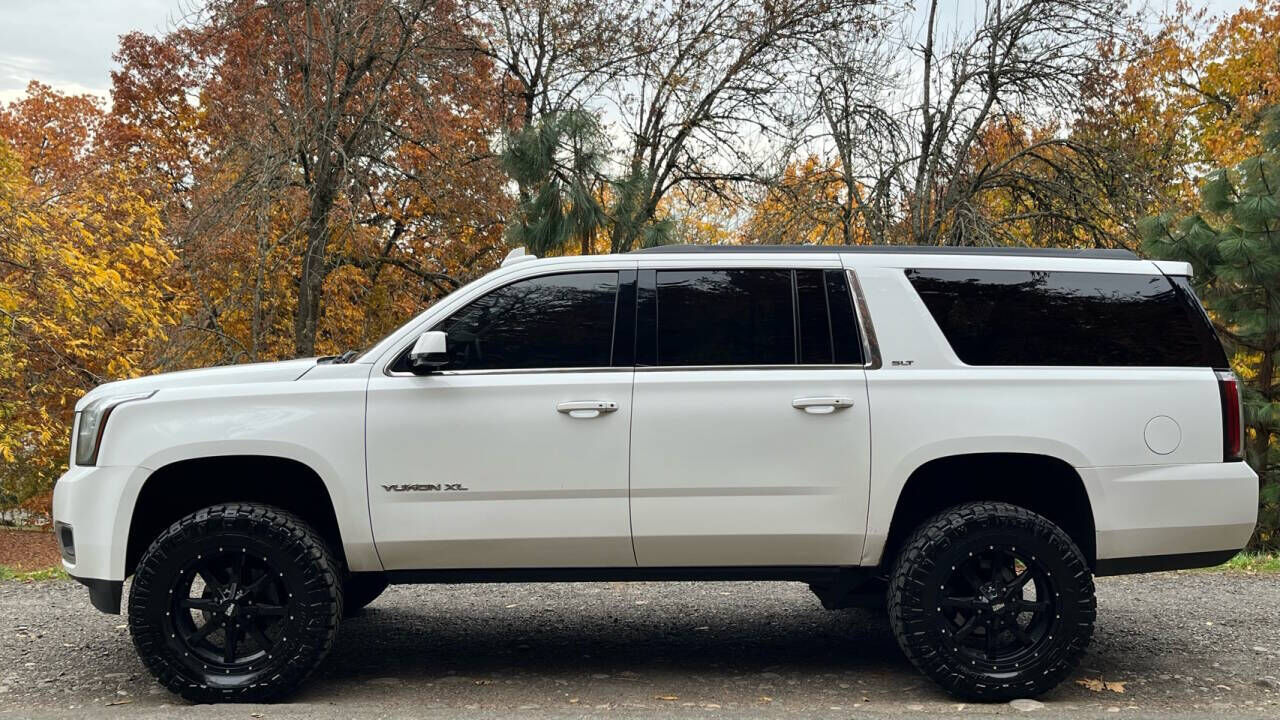2017 GMC Yukon XL
