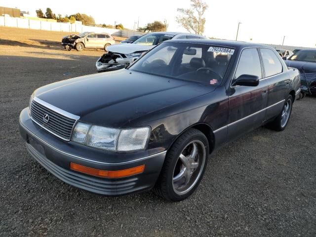 Lexus LS