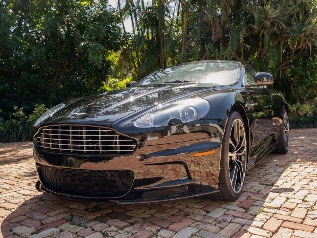 Aston Martin DBS