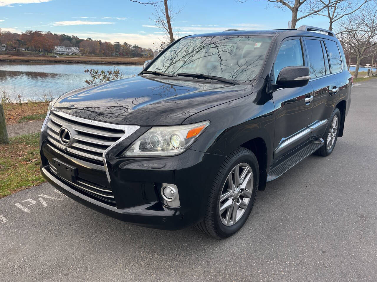 2013 LEXUS LX