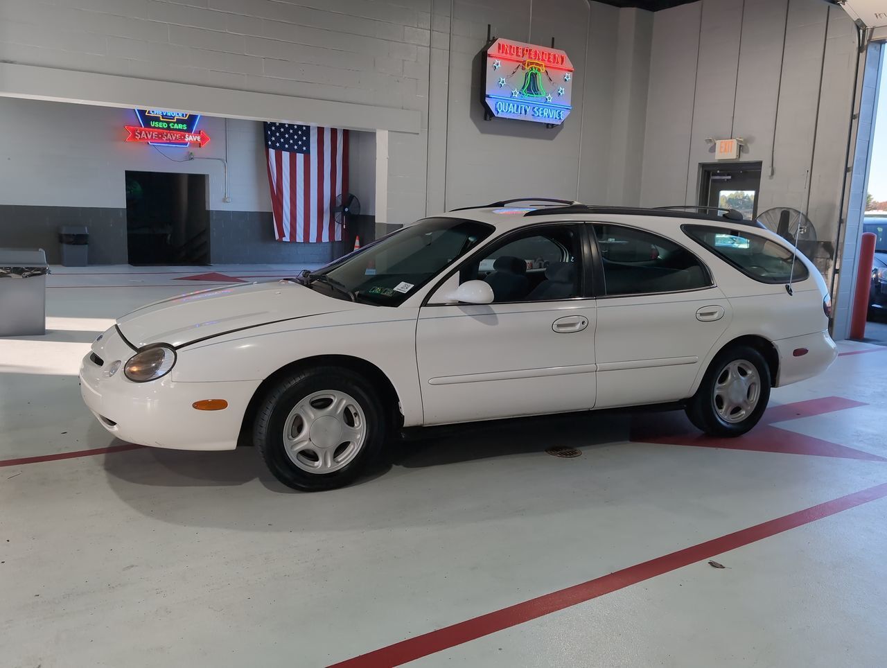 Ford Taurus