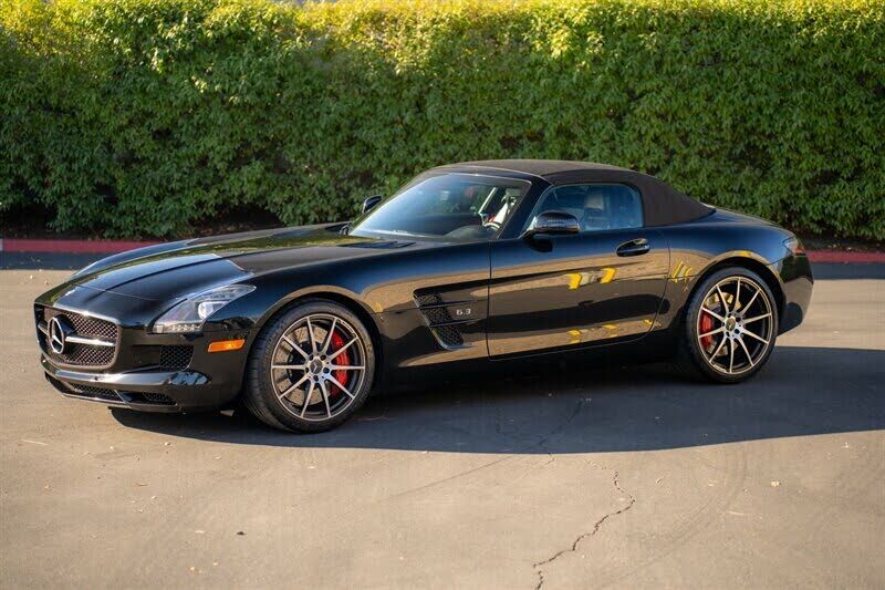 Mercedes-Benz SLS-Class