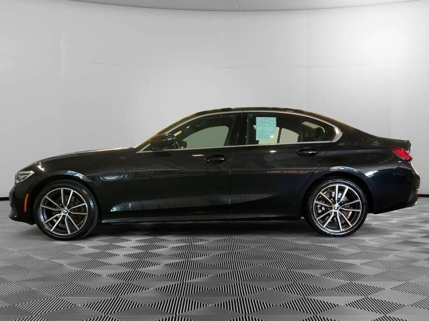 2021 BMW 330i