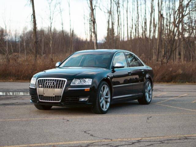 Audi S8