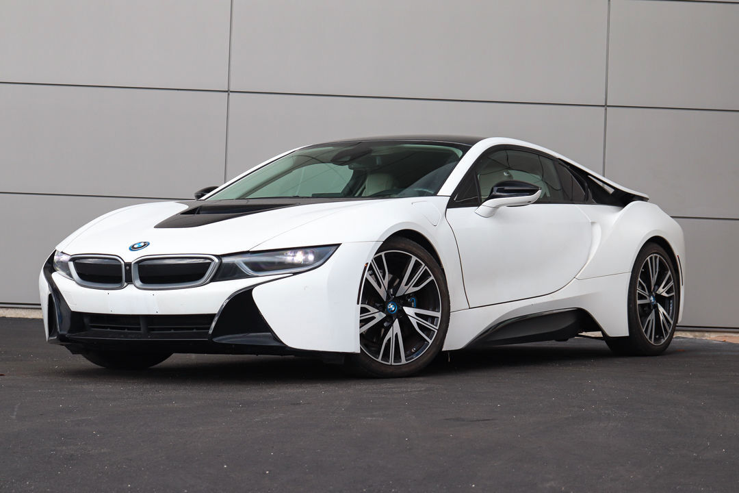 BMW i8