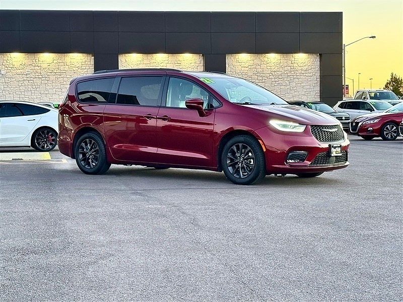2021 CHRYSLER Pacifica