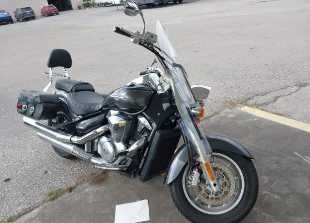 Suzuki VLR1800/VLR1800T